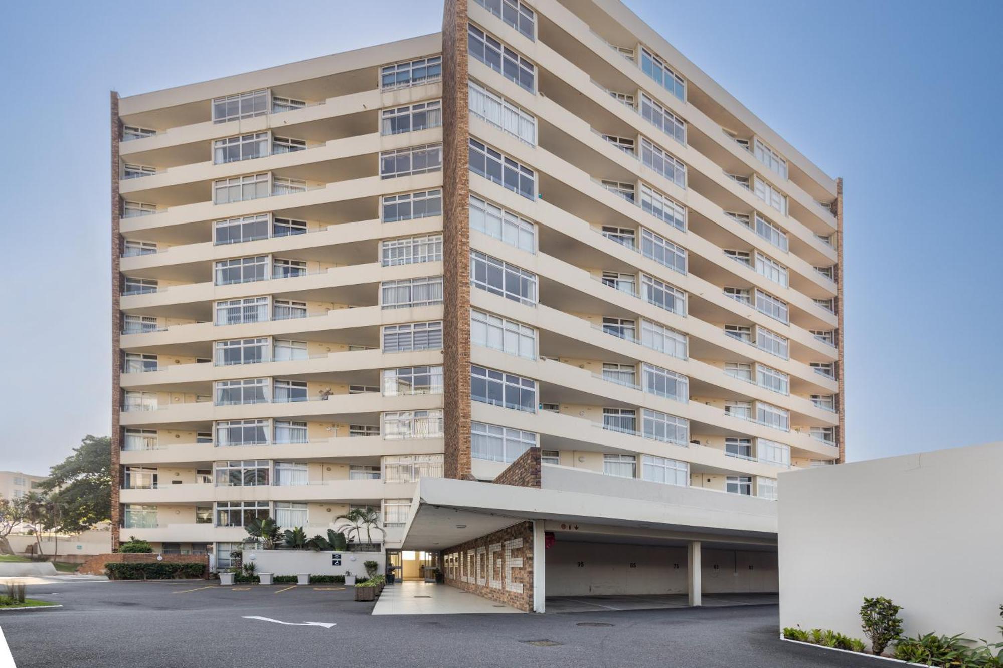 63 Sea - By In Umhlanga